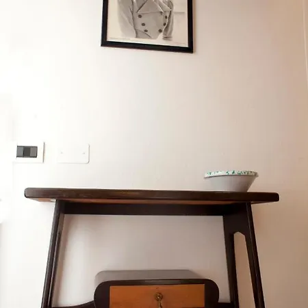 Maison Dei Miracoli לינה וארוחת בוקר 2*