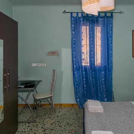 Maison Dei Miracoli לינה וארוחת בוקר פיזה