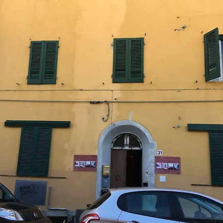 לינה וארוחת בוקר Maison Dei Miracoli 2*