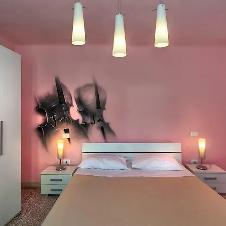 לינה וארוחת בוקר Maison Dei Miracoli 2*